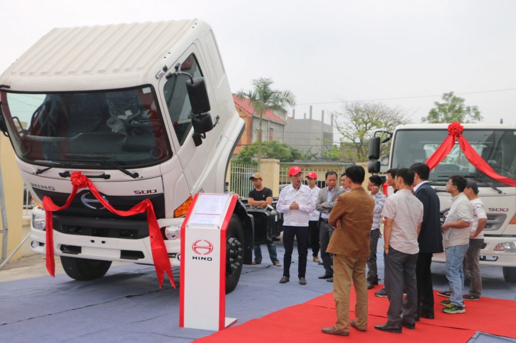 Dịch vụ sửa chữa - phụ tùng chính hãng Dịch vụ sửa chữa - phụ tùng chính hãng