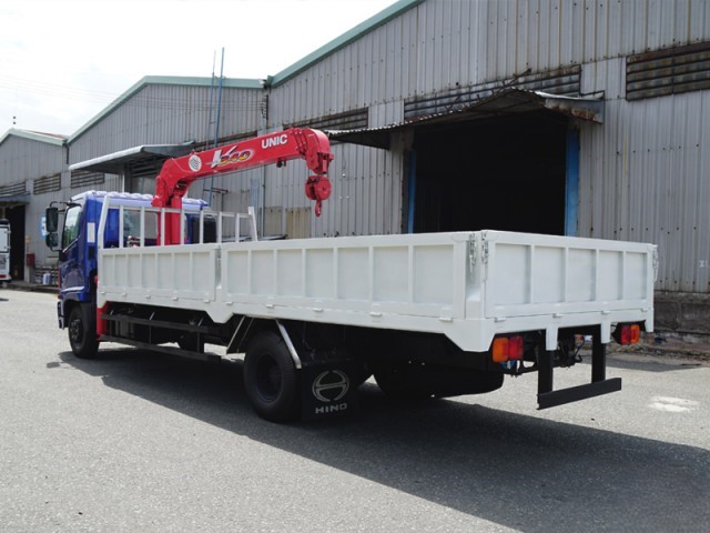 Xe tải hino FC gắn cẩu Unic 3 tấn