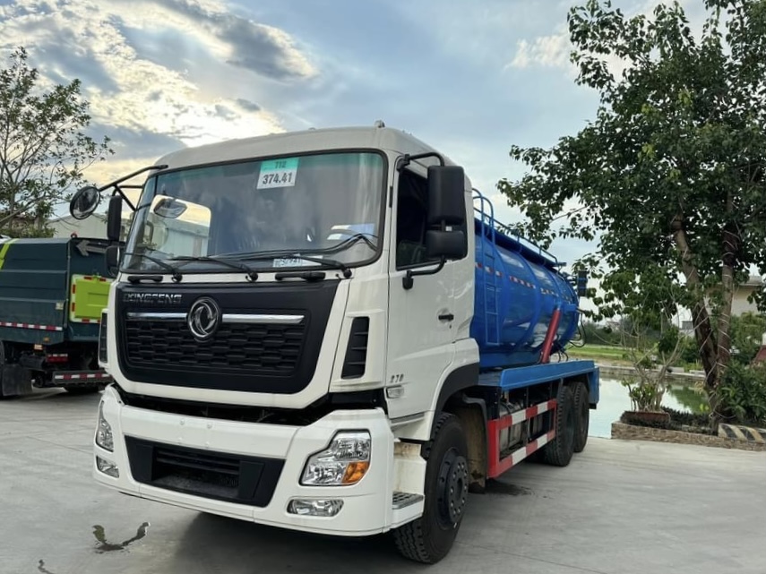Xe hút bùn - hút chất thải hầm cầu 13 khối Dongfeng