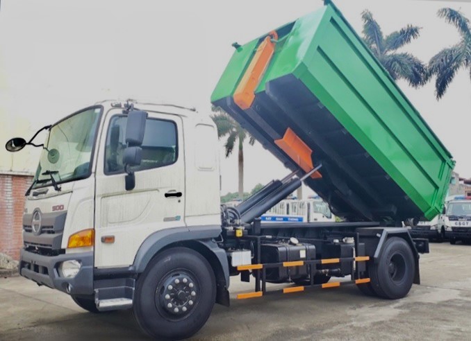 Xe chở rác thùng rời 14 khối Hino FG hooklift Xe chở rác thùng rời 14 khối Hino FG - hooklift
