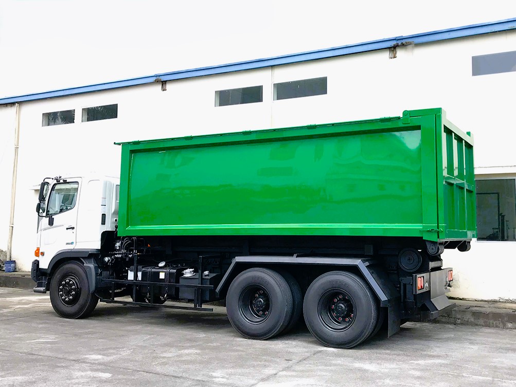 Xe chở rác thùng rời 20 khối Hino FM hooklift Xe chở rác thùng rời hooklift 20 khối Hino FM