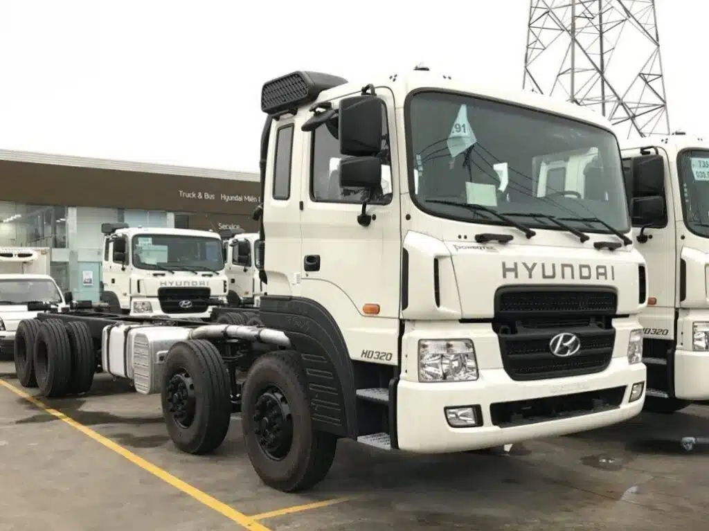 Xe Hyundai HD320