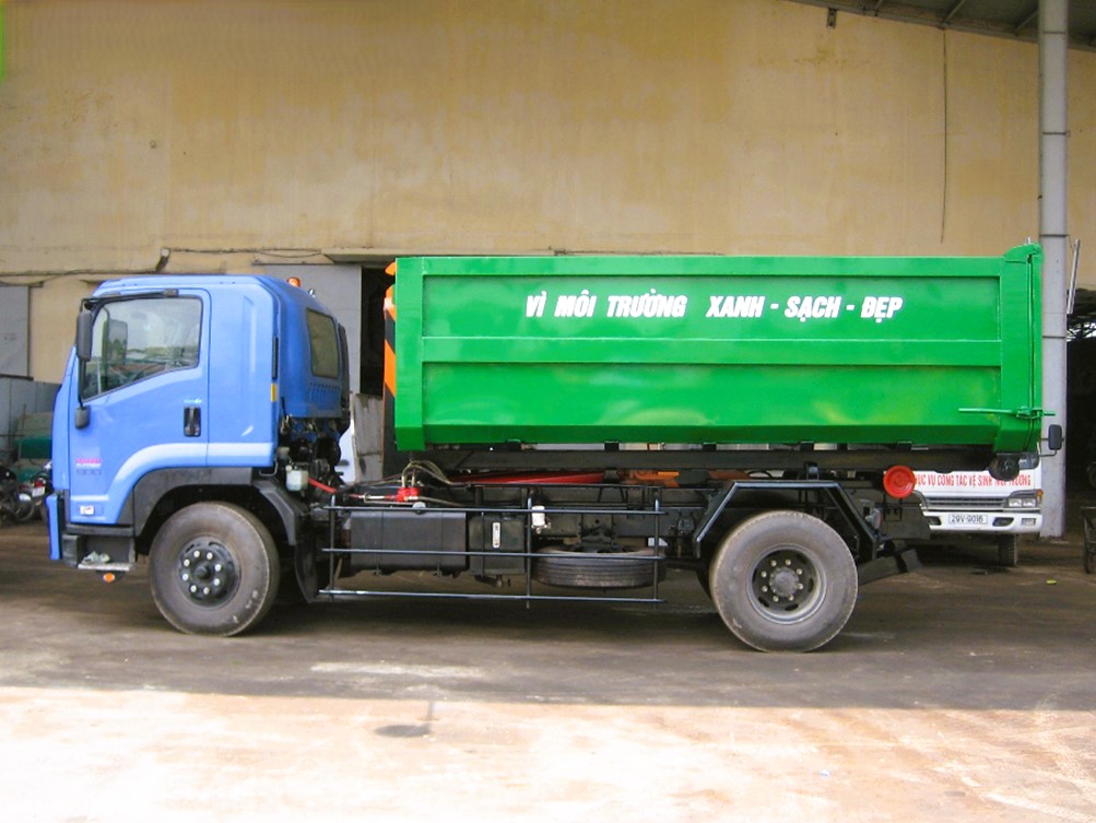 Xe chở rác thùng rời hooklift 14 khối Isuzu FVR Xe chở rác thùng rời hooklift 14 khối Isuzu FVR
