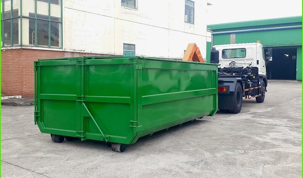 Xe chở rác thùng rời hooklift 14 khối Isuzu FVR