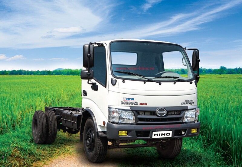 Xe bồn chở xăng dầu 6 khối Hino XZU WU xi téc 6m3