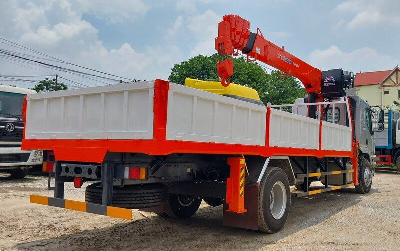 Xe tải Chenglong M3 gắn cẩu Kanglim 7 tấn KS1256