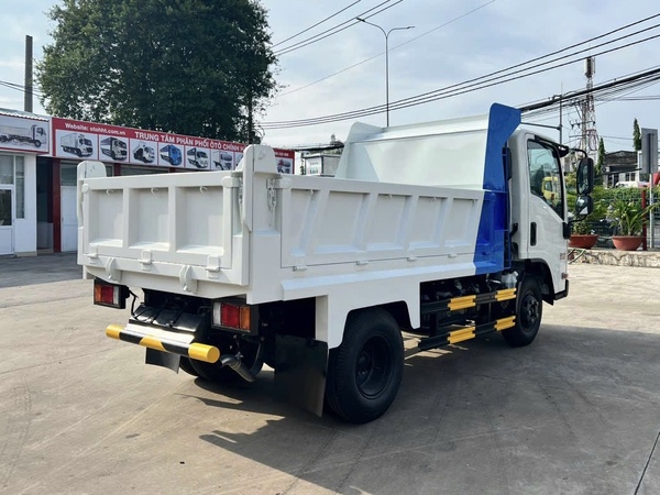 Xe tải ben 2.5 khối Isuzu QKR230 1.9 tấn