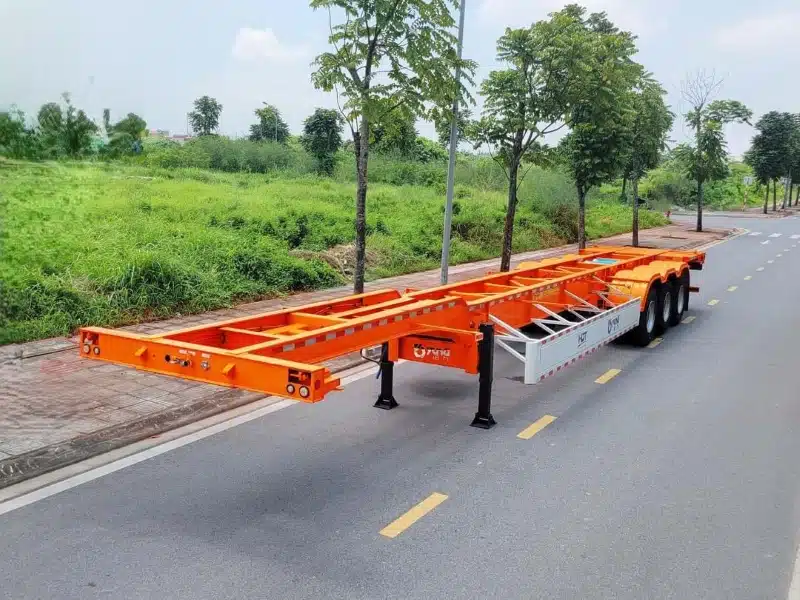 Mooc xương cổ cò 15.5m Yunli 33 tấn lốp không săm