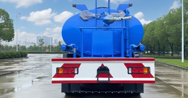 Xe bồn 14 khối Dongfeng 3 chân phun nước rửa đường tưới cây xitec 14m3