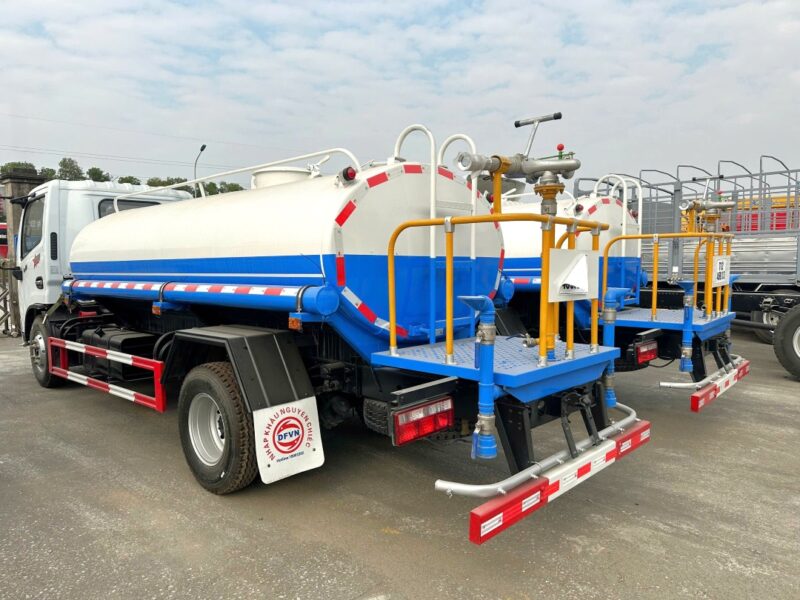 Xe nước 5 khối Dongfeng bồn xi téc phun nước rửa đường tưới cây 5m3