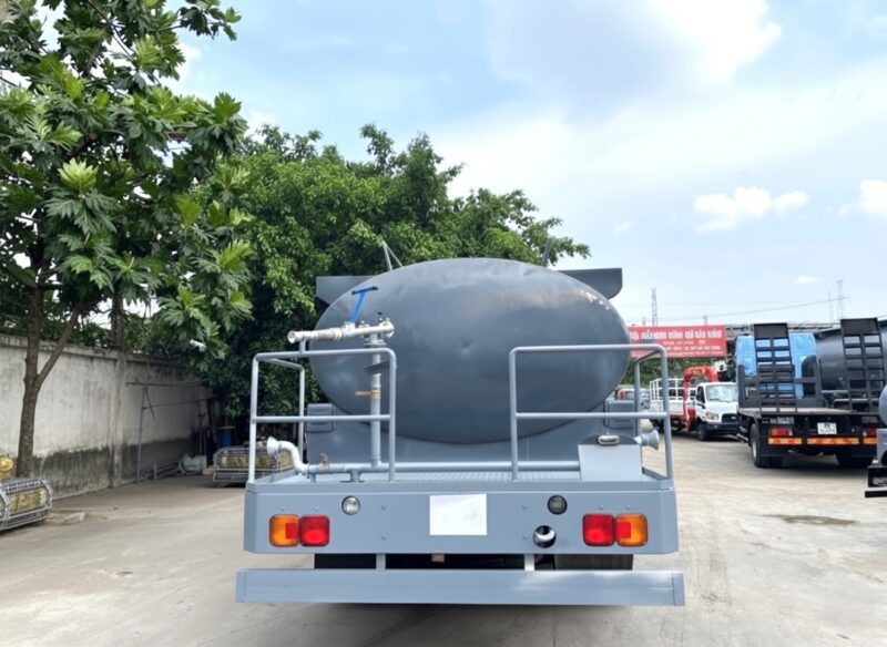 Xe bồn 14 khối Hino FL e5 phun nước rửa đường tưới cây xi téc 14m3