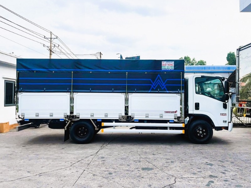Xe tải 3.5 tấn Isuzu NPR400 thùng mui bạt 5m2