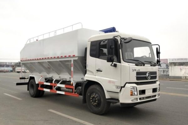 Xe bồn chở cám 20 khối Dongfeng bơm trục vít